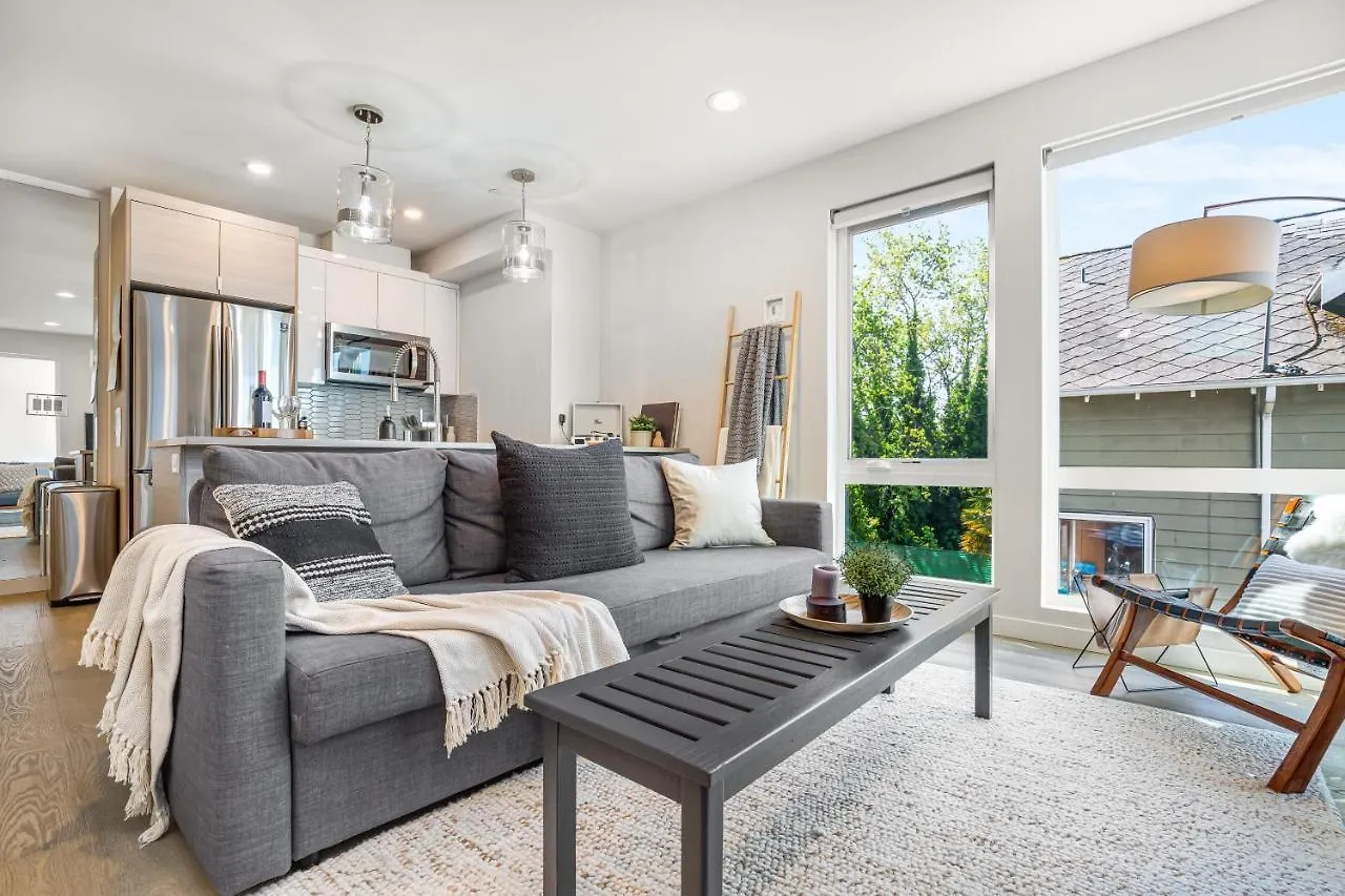 Rooftop Patio With Waterview, Private Garden & Grill 3Br 3Ba- Modern Cityscape Seattle Nyaraló
